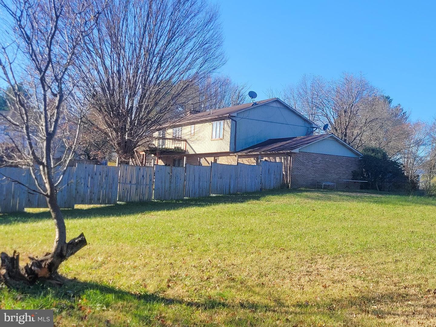 10201 Pine Meadows Lane photo 4