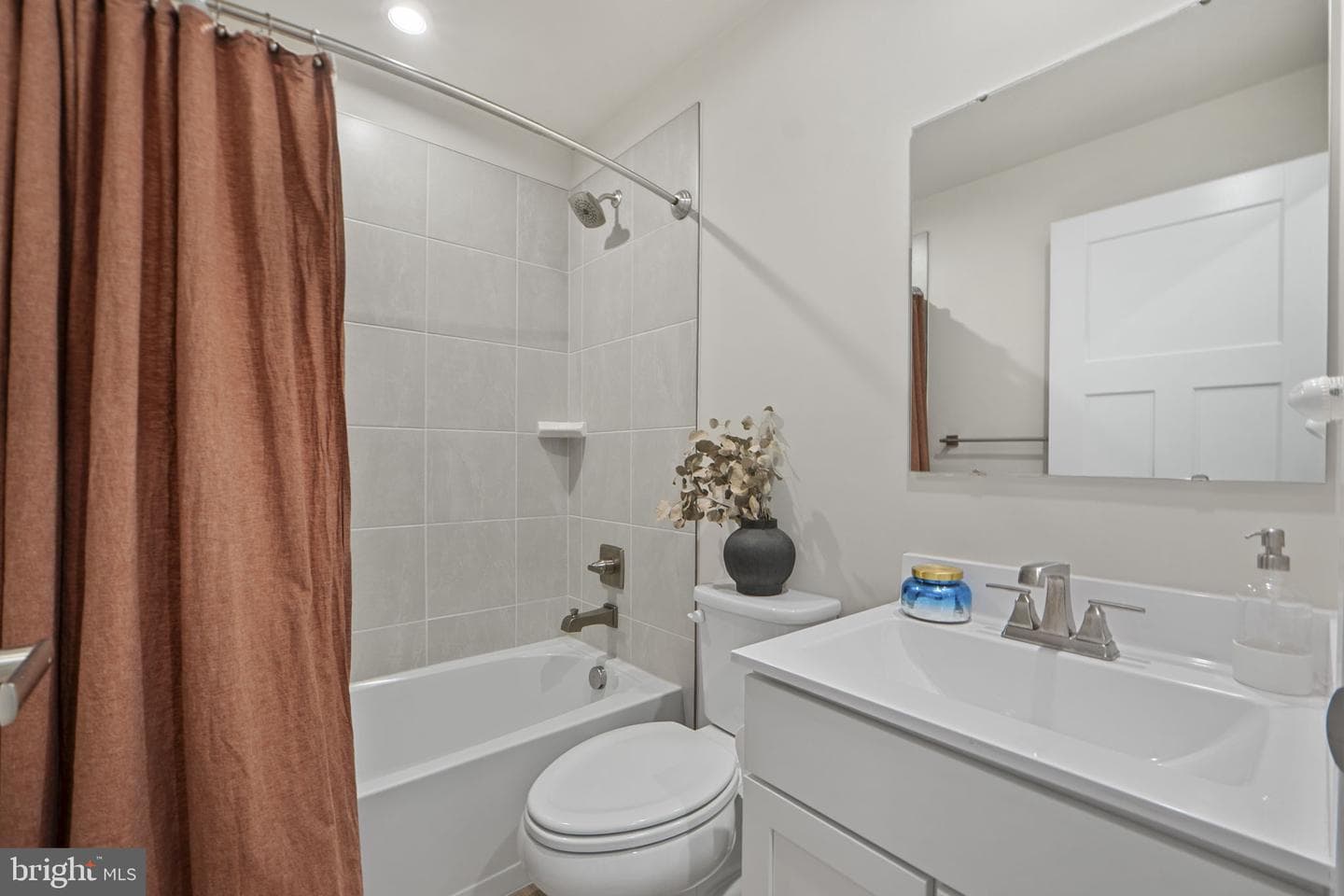 8811 Sybil Lane photo 34