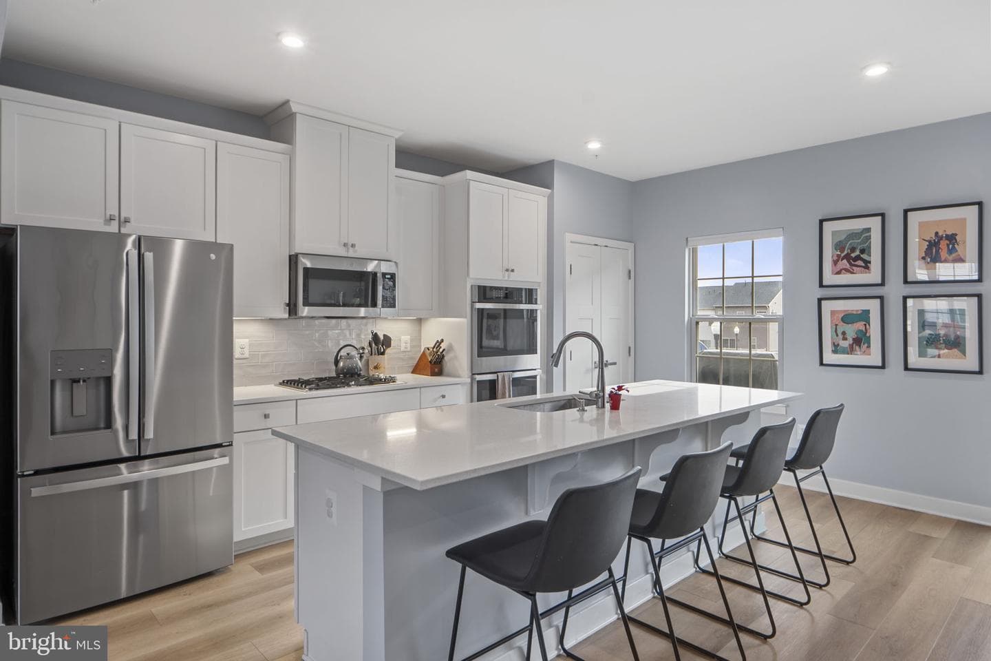 8811 Sybil Lane photo 5