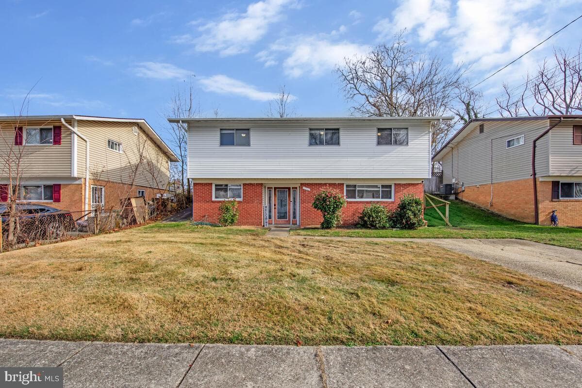 1310 Asheville Road photo 2
