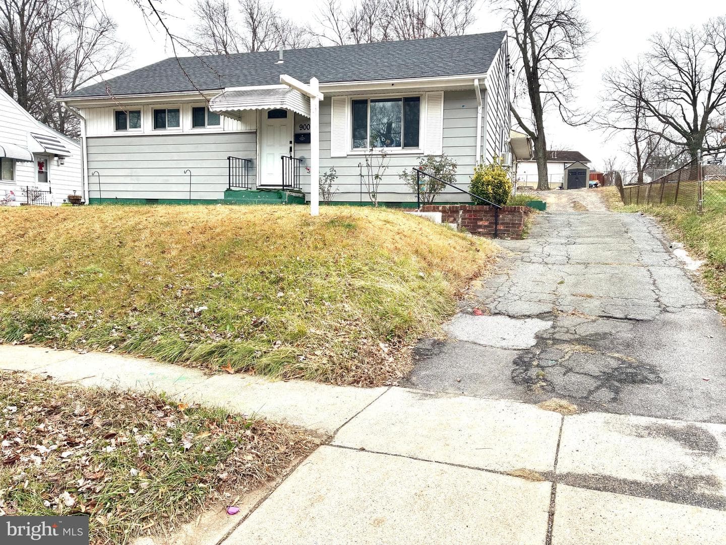 9007 Varnum Street photo 1