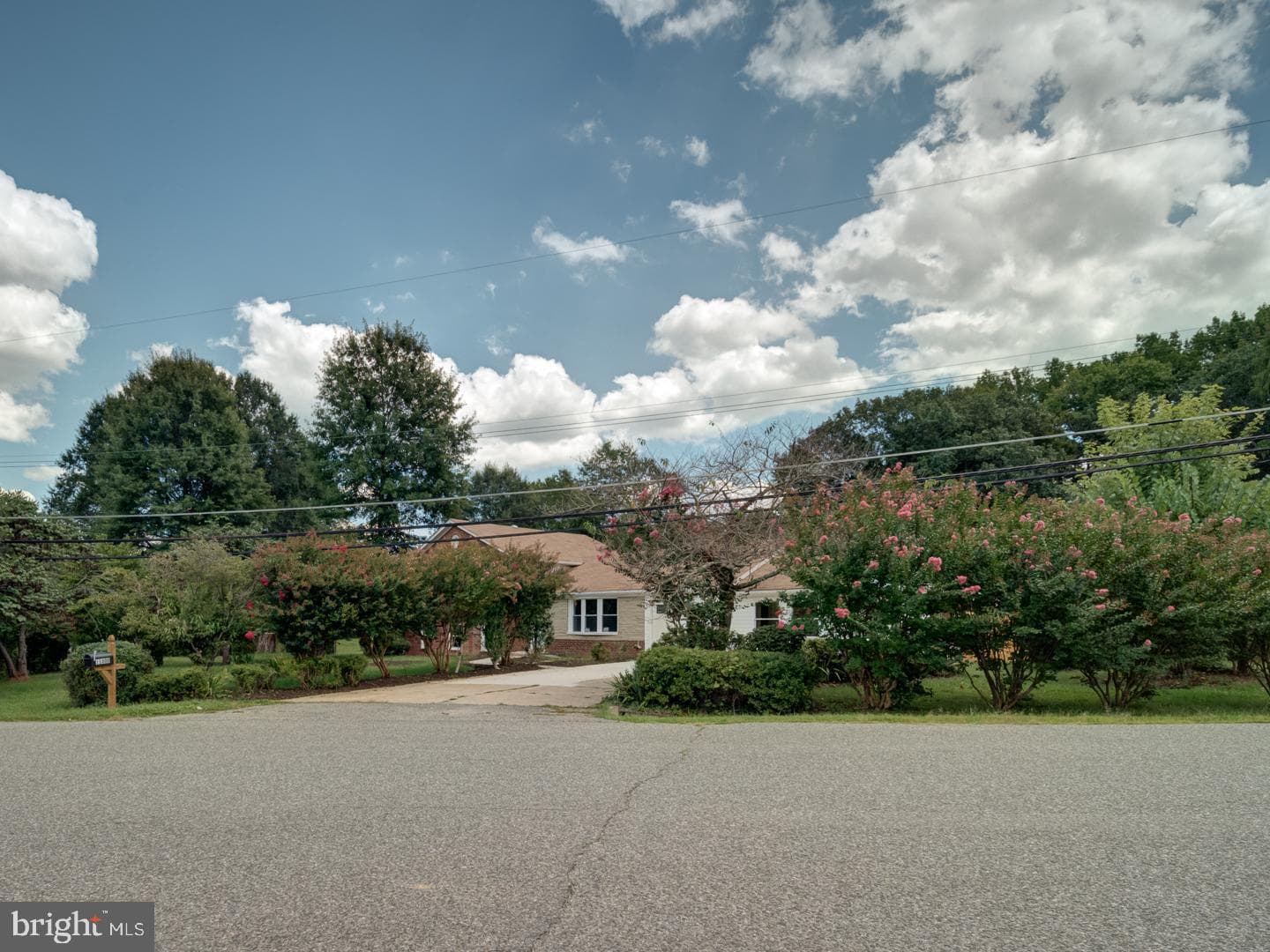 11800 Crestwood Avenue S photo 3