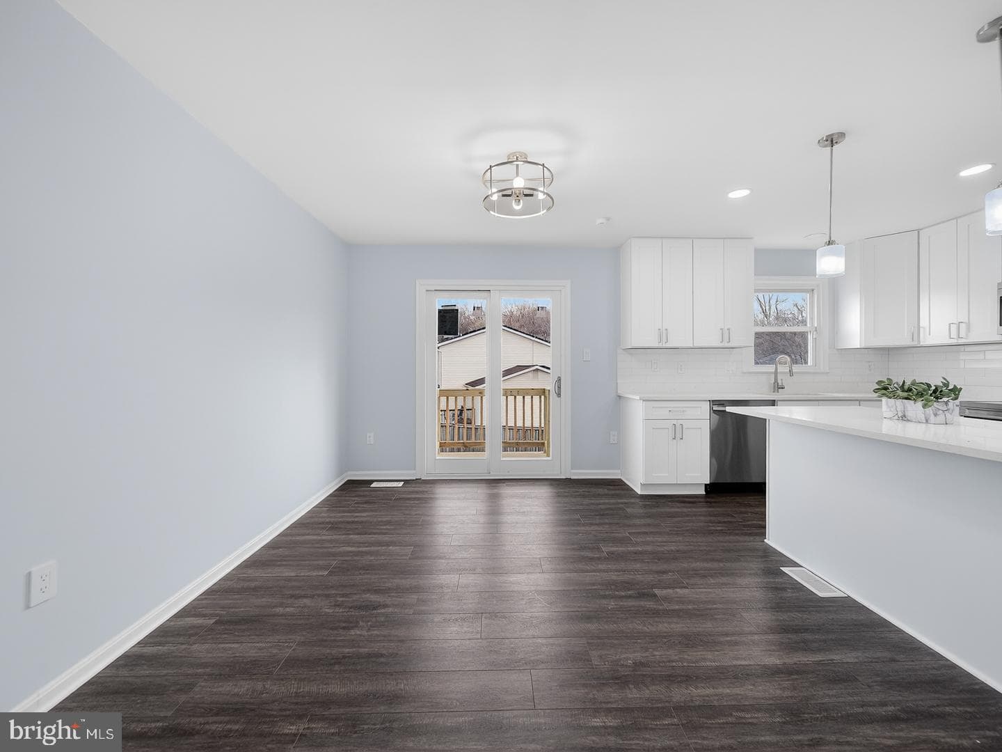 201 Royal Oak Circle photo 10