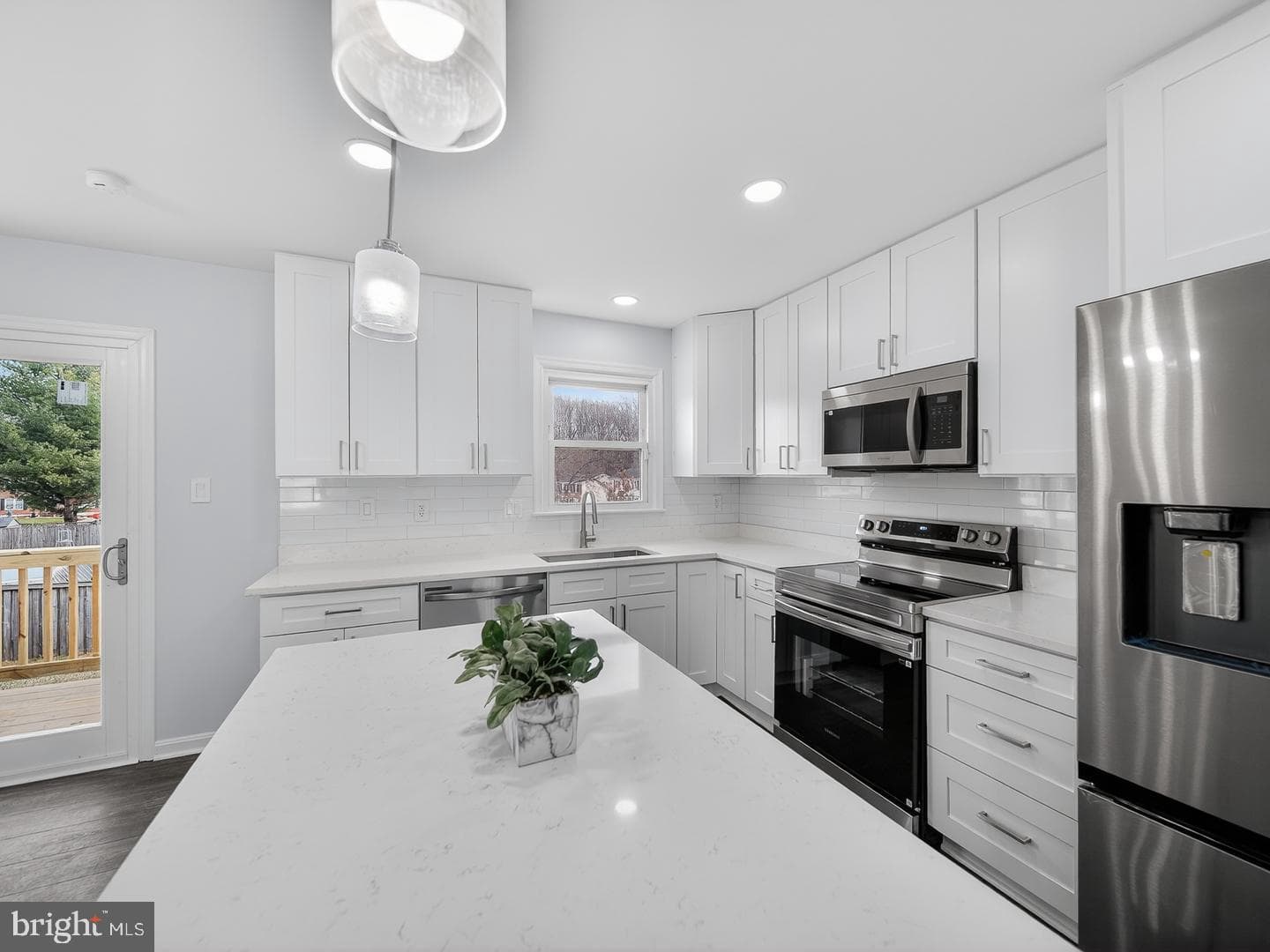 201 Royal Oak Circle photo 13
