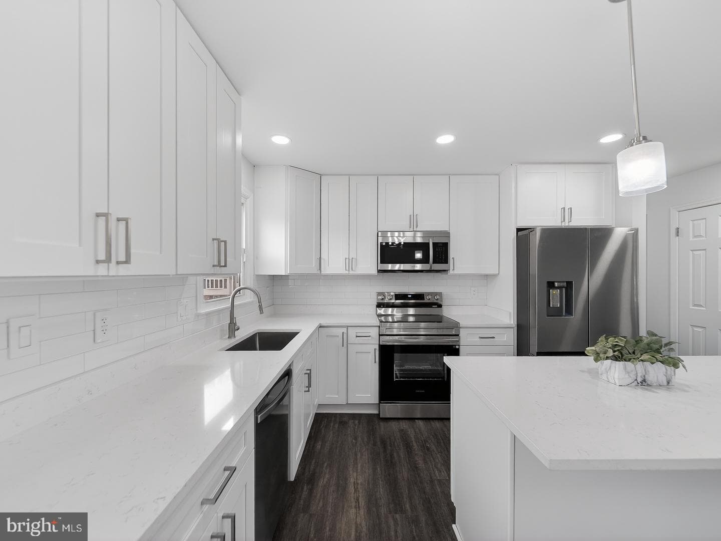 201 Royal Oak Circle photo 16