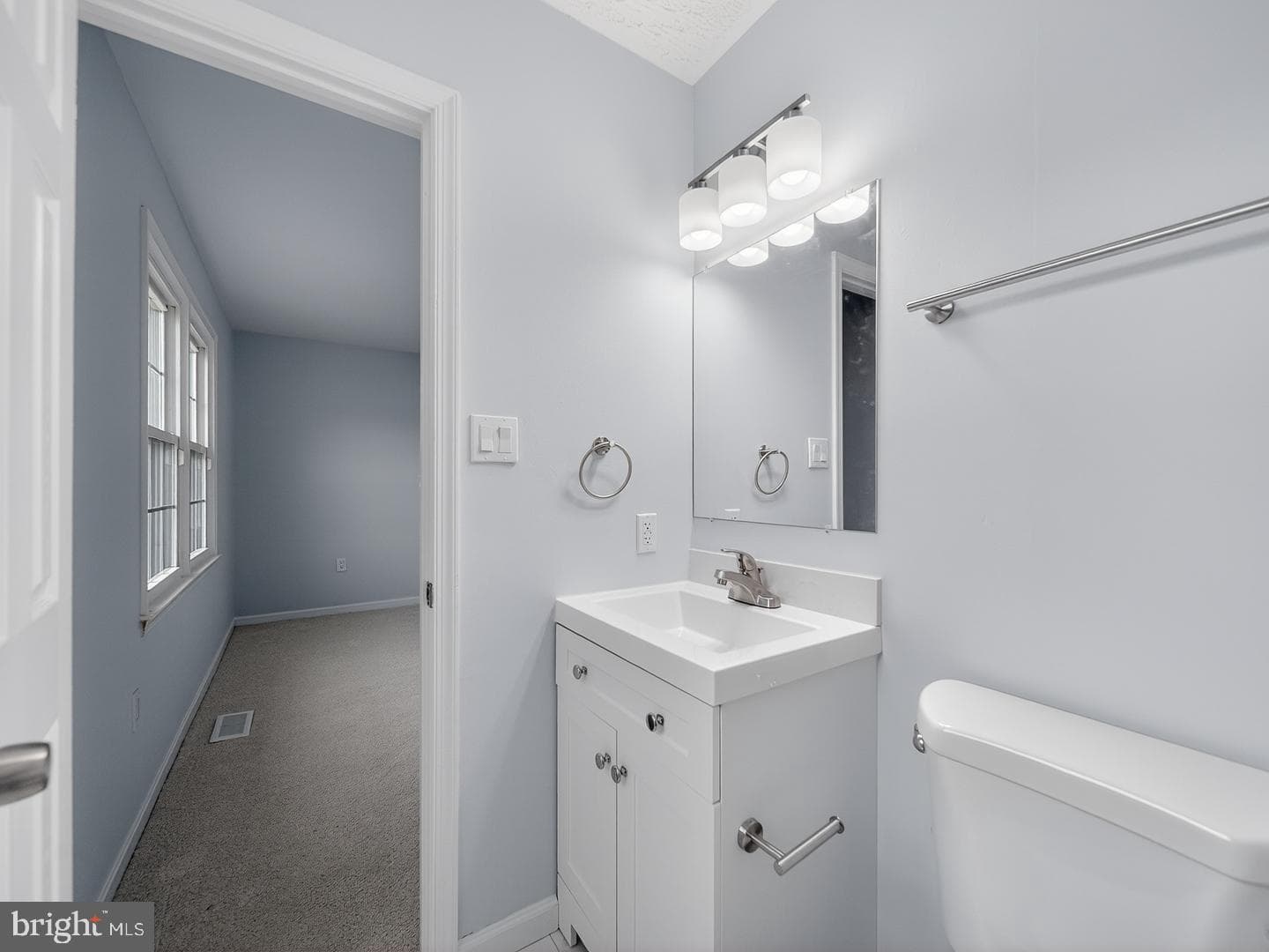 201 Royal Oak Circle photo 23