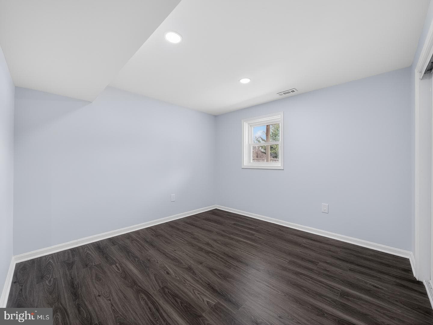 201 Royal Oak Circle photo 35