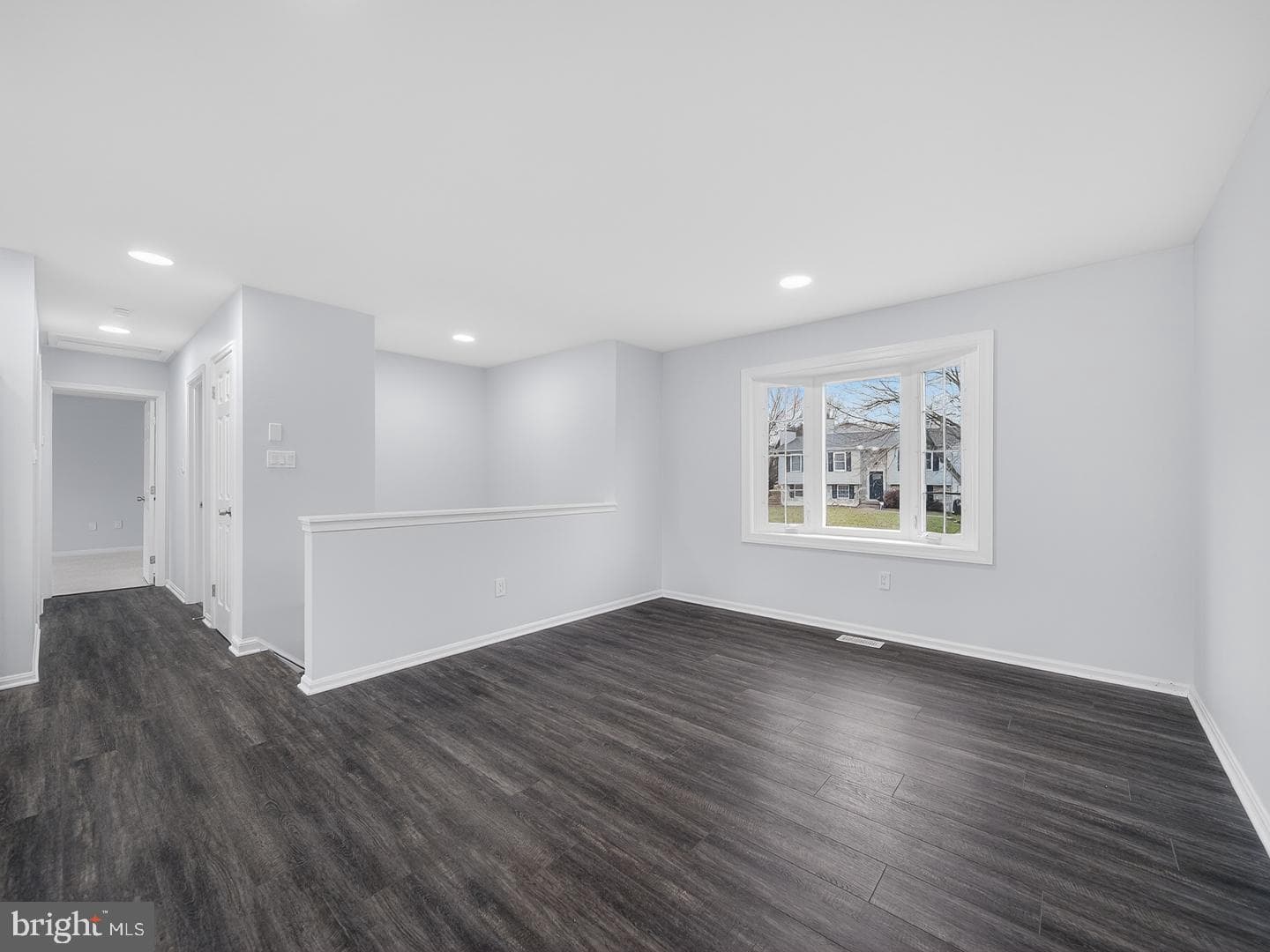 201 Royal Oak Circle photo 7