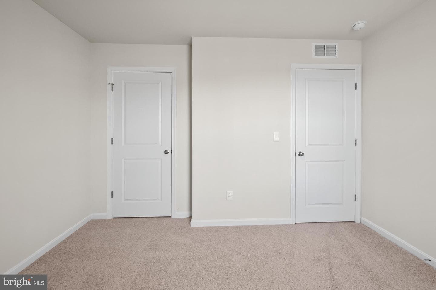 5220 Manor Park Drive photo 14