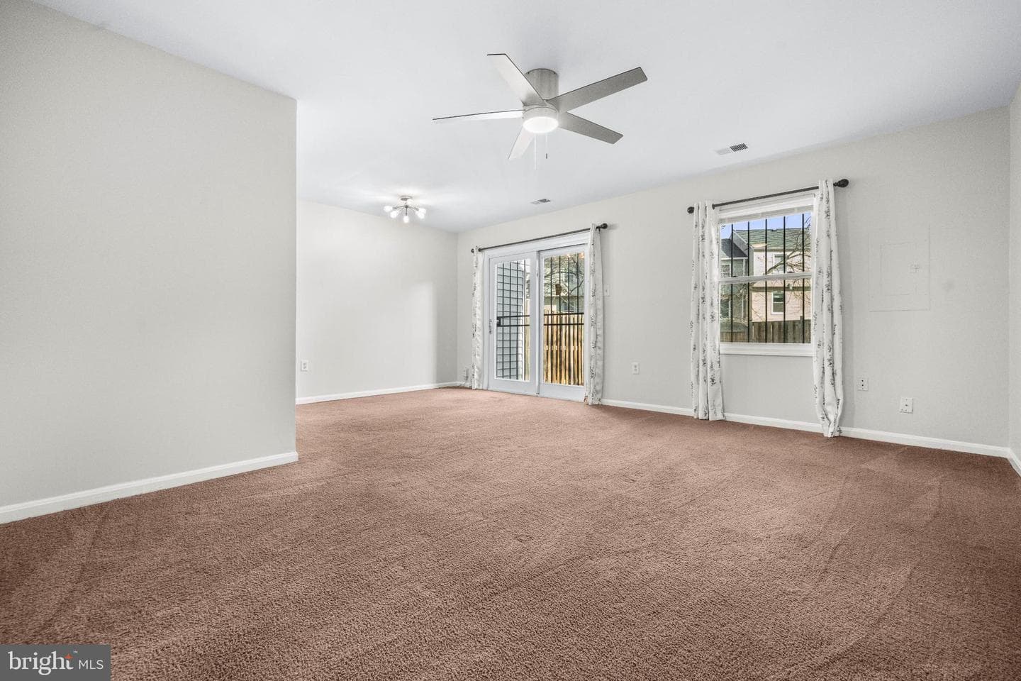 2233 Anvil Lane photo 14
