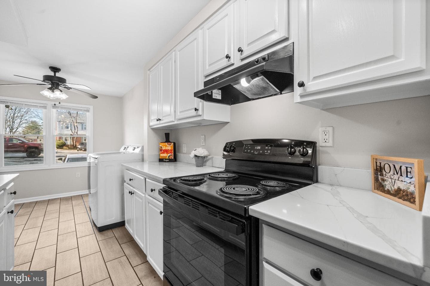 2233 Anvil Lane photo 8