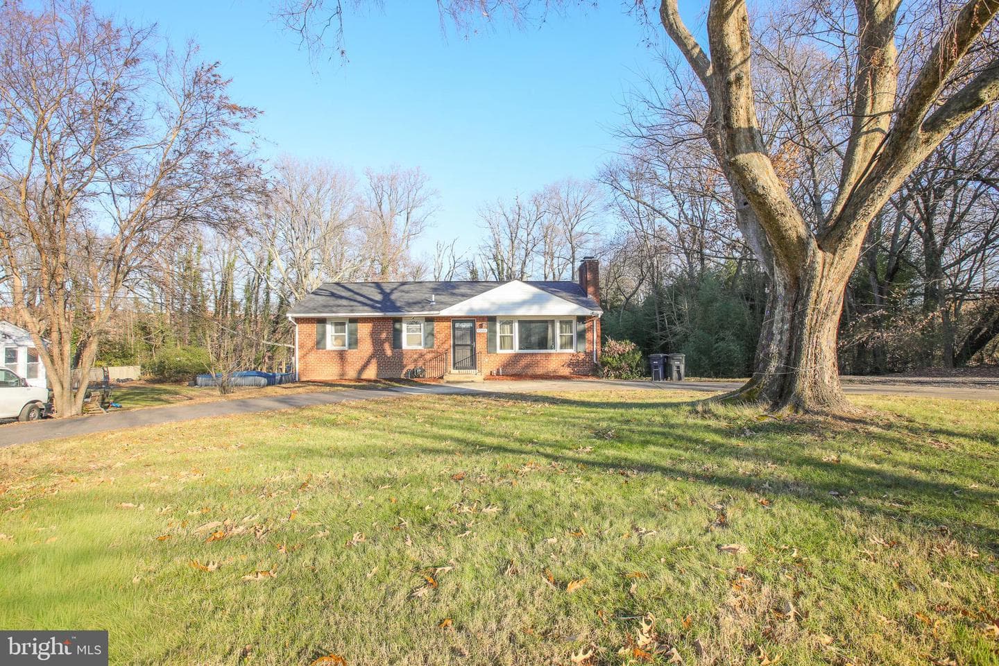 9200 Pine View Lane photo 2