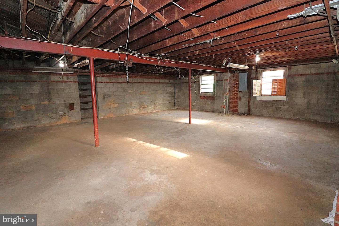 9359 Worrell Avenue photo 18