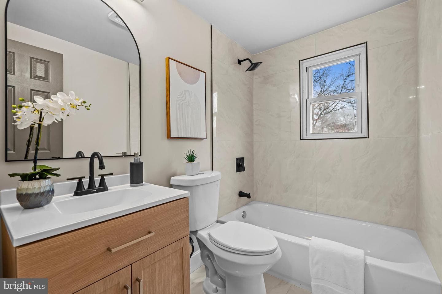 9533 Franklin Avenue photo 24