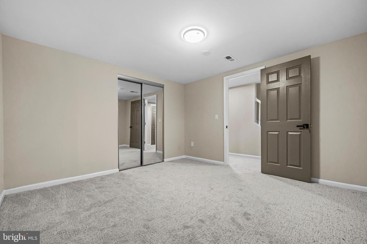 9533 Franklin Avenue photo 32
