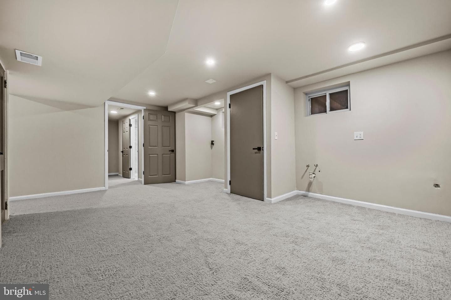 9533 Franklin Avenue photo 35