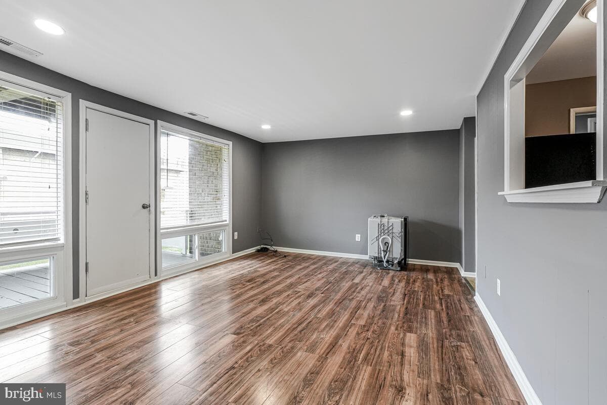 561 Wilson Bridge Drive #b1 photo 8