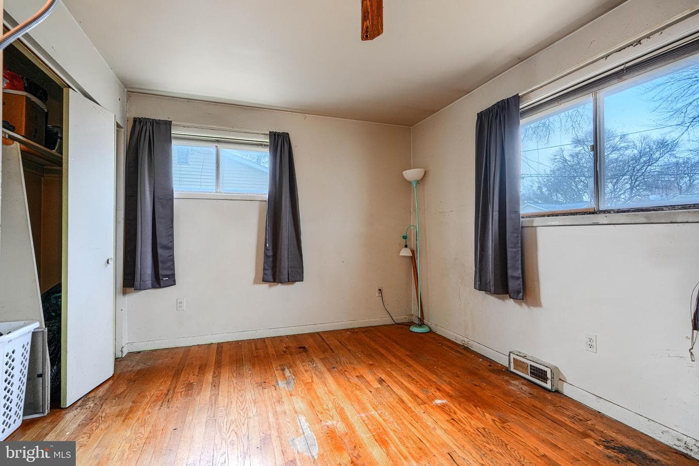 6908 Drylog Street photo 11