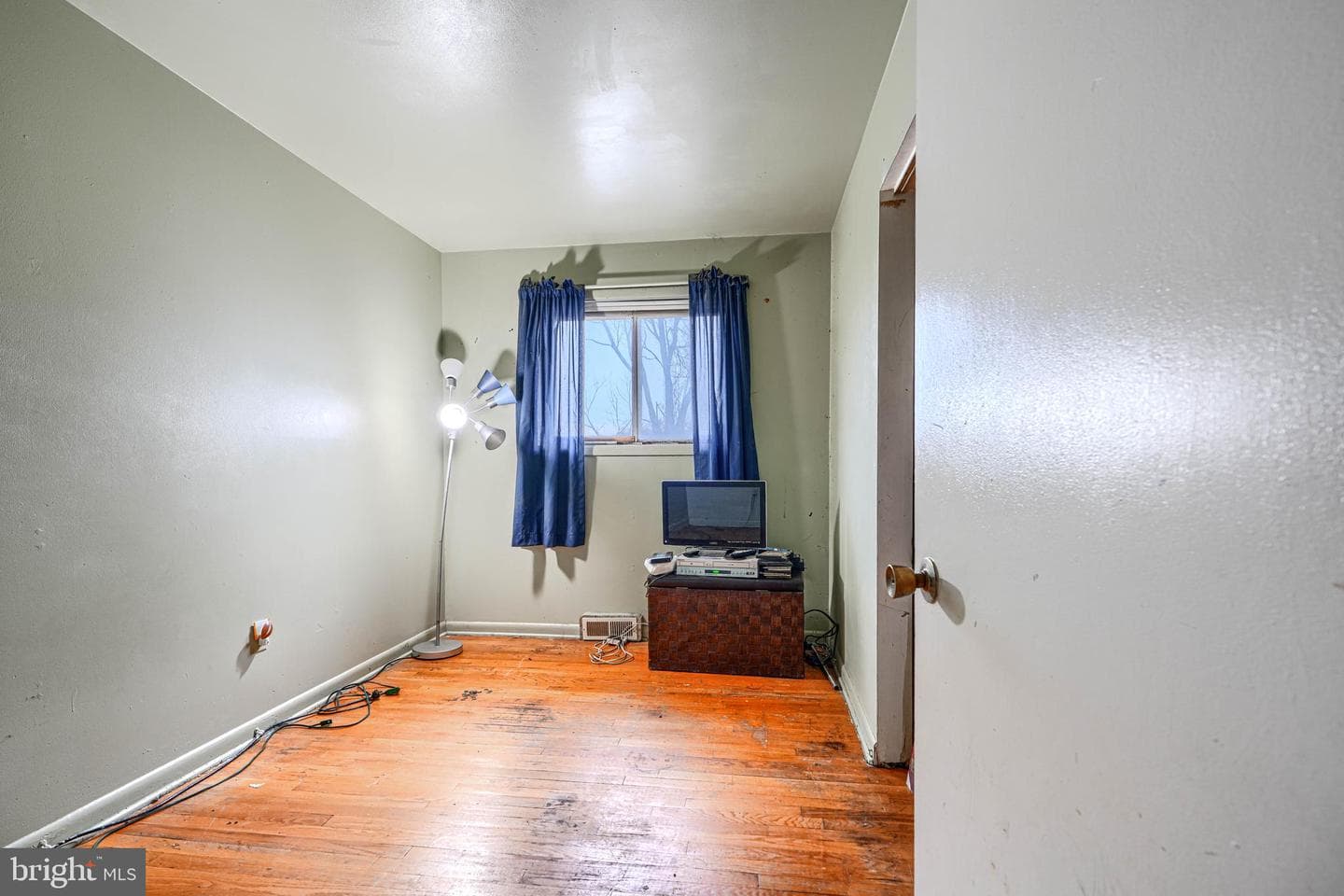 6908 Drylog Street photo 17