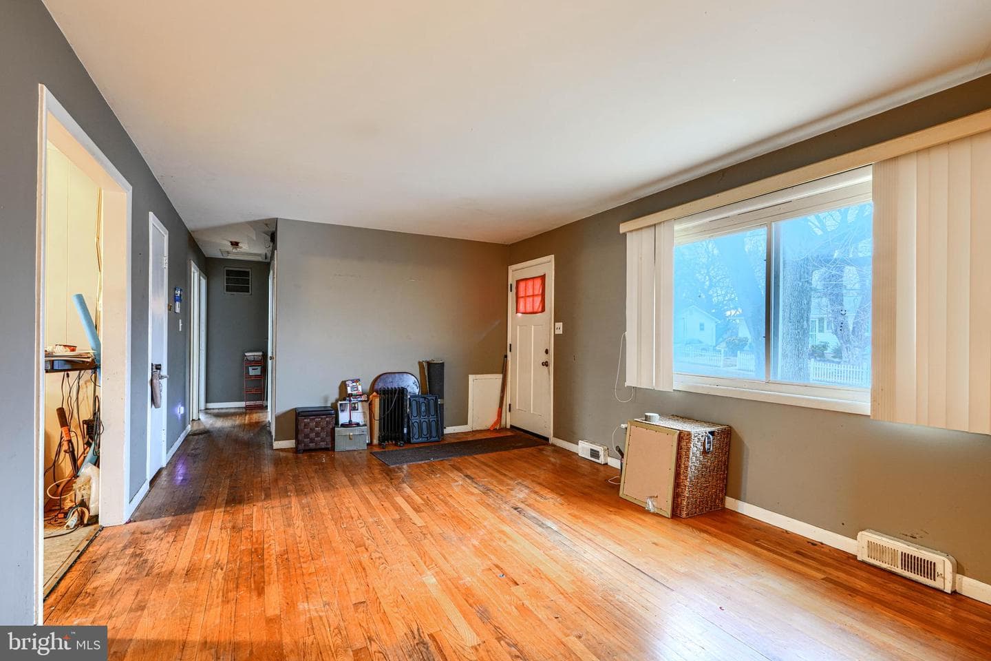 6908 Drylog Street photo 5