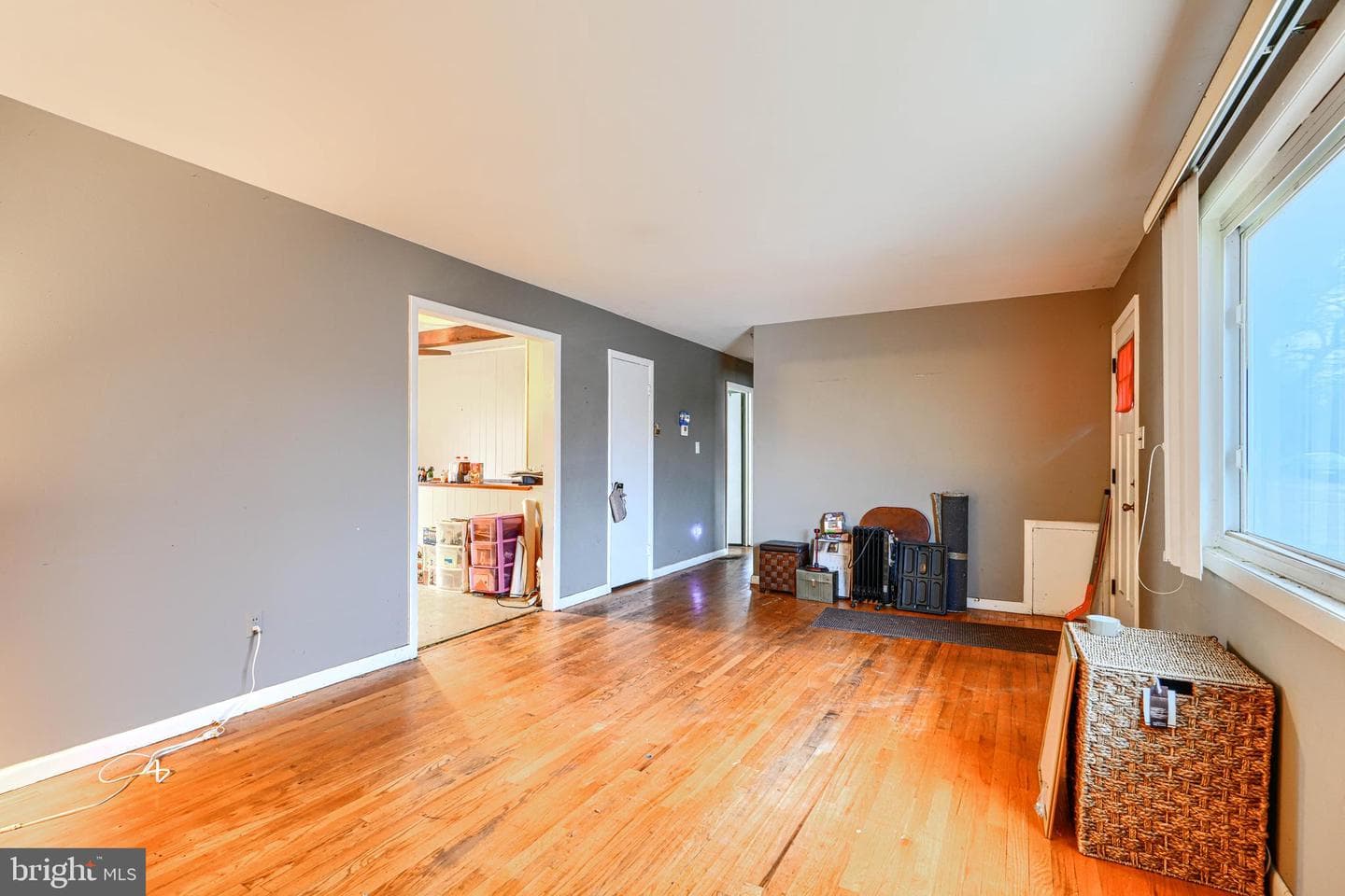 6908 Drylog Street photo 6