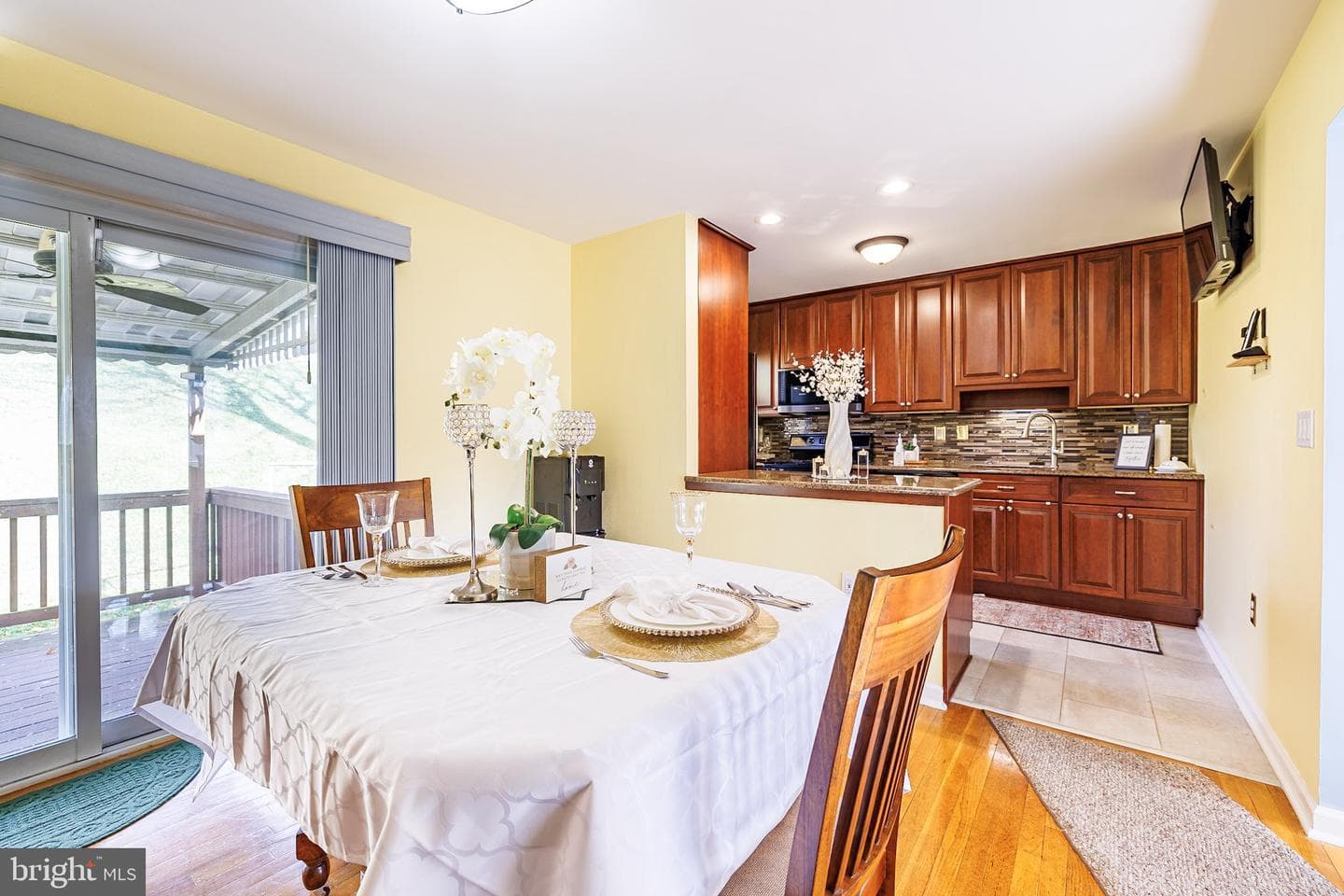 16706 Wardlow Road photo 14