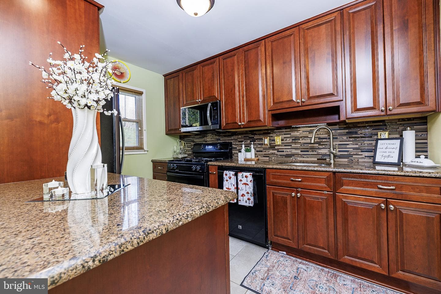 16706 Wardlow Road photo 16