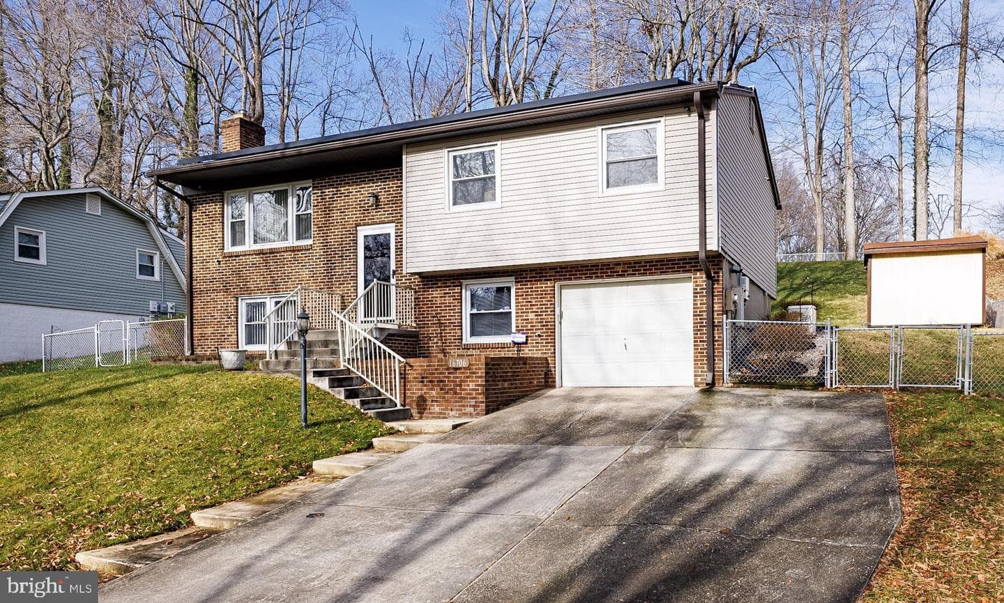 16706 Wardlow Road photo 3