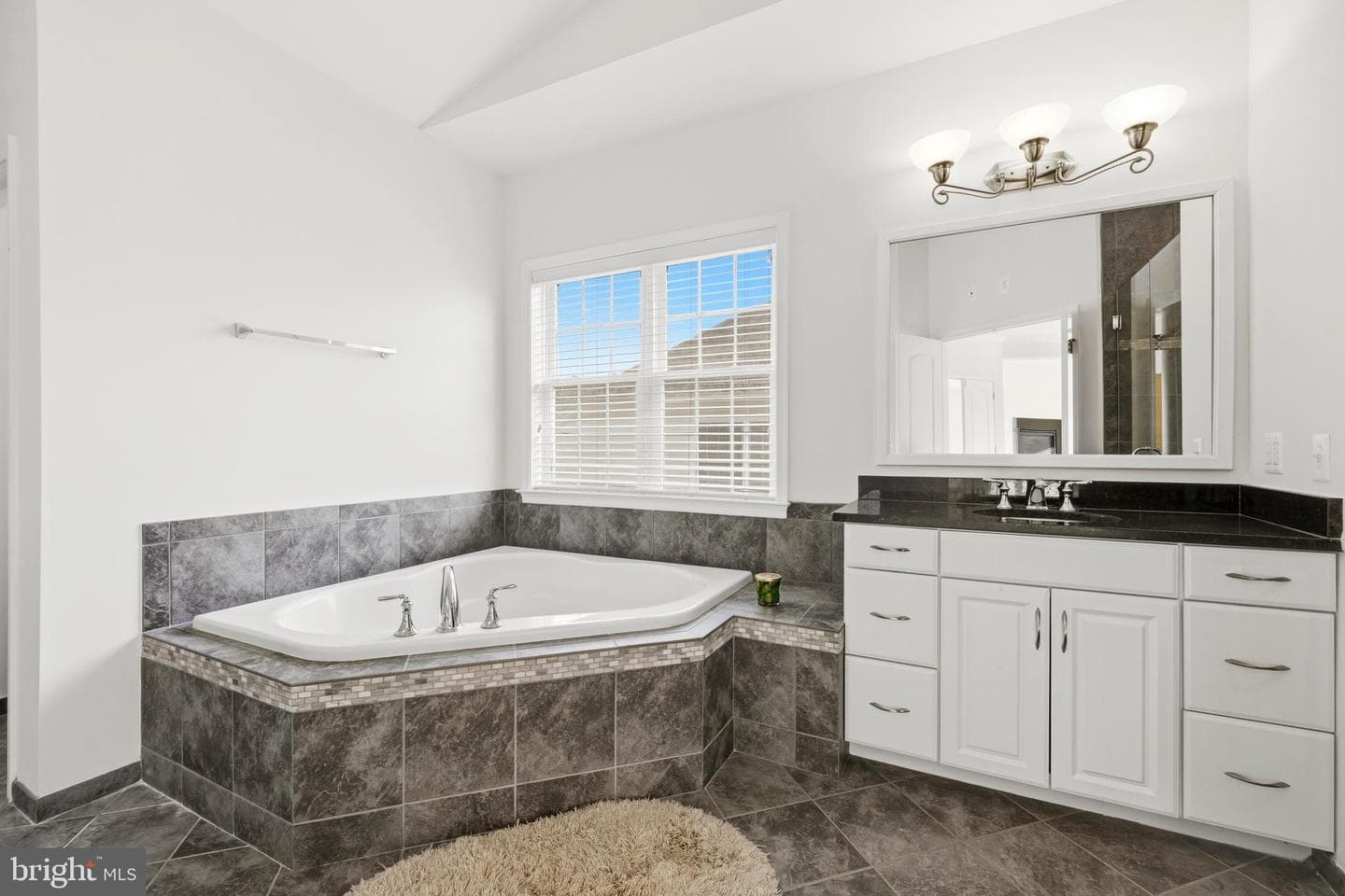 4516 Bridle Ridge photo 34