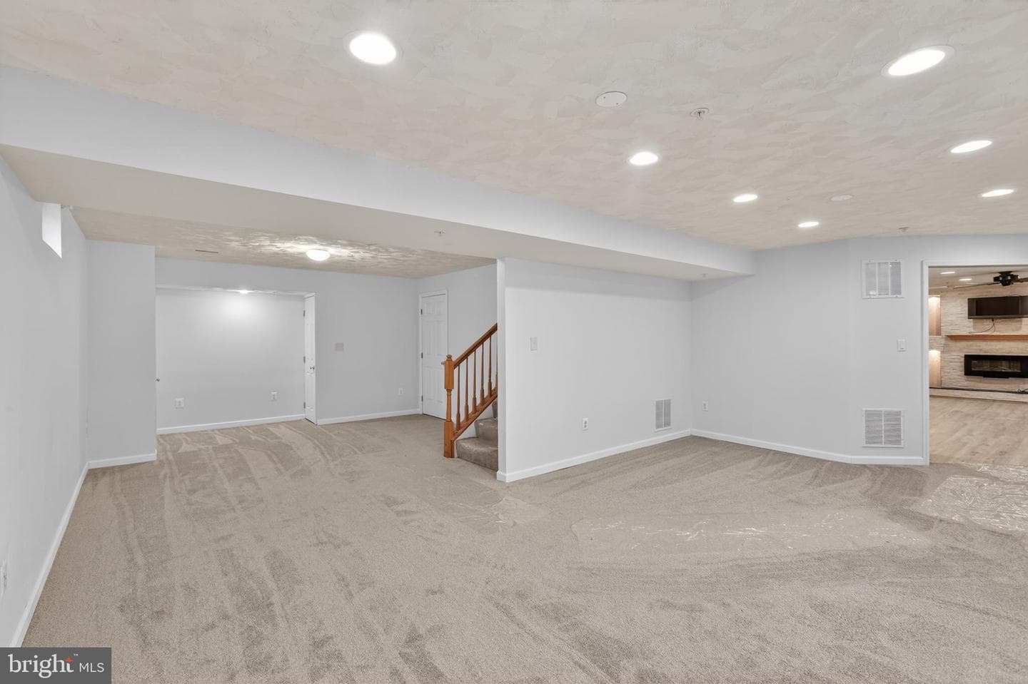 8508 Hillview Road photo 36