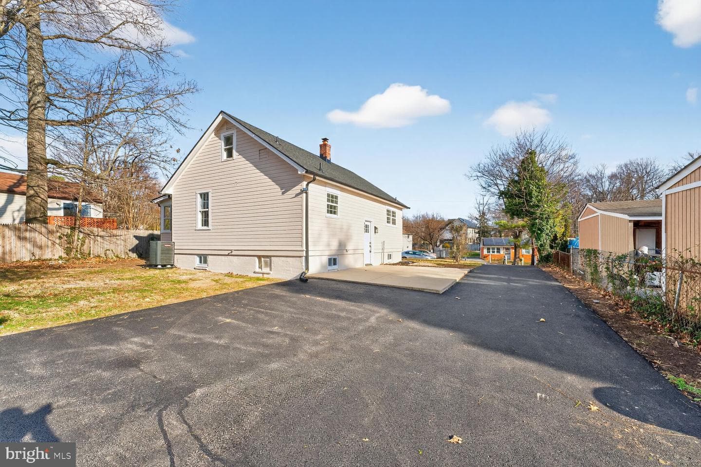 8603 Oakdale Street photo 28