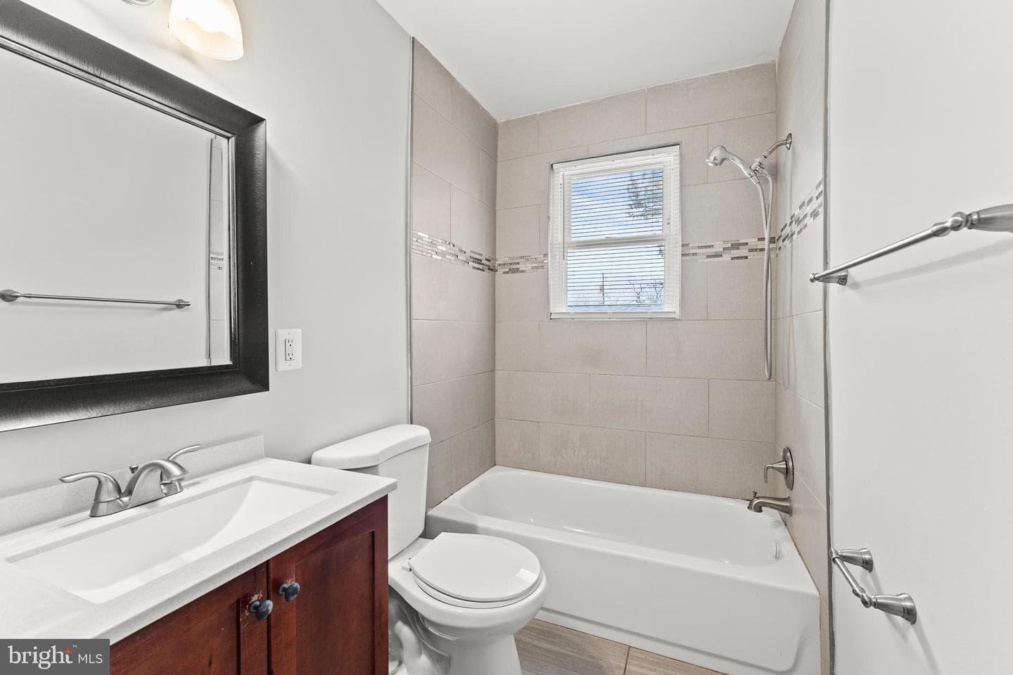 2713 Pinecreek Place photo 24