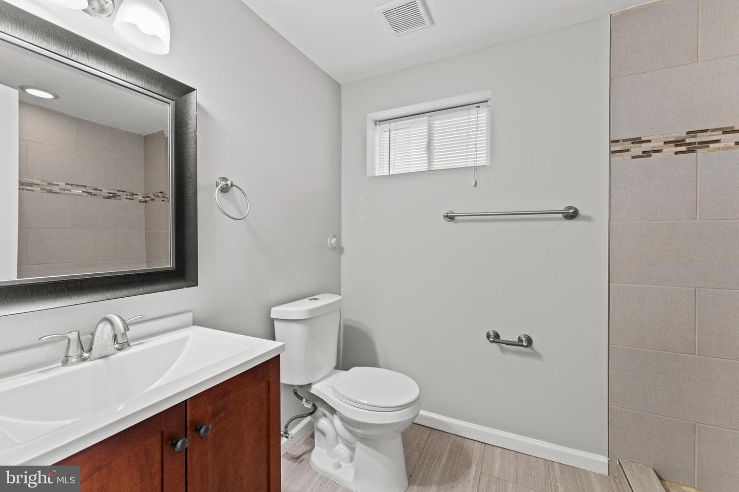 2713 Pinecreek Place photo 34