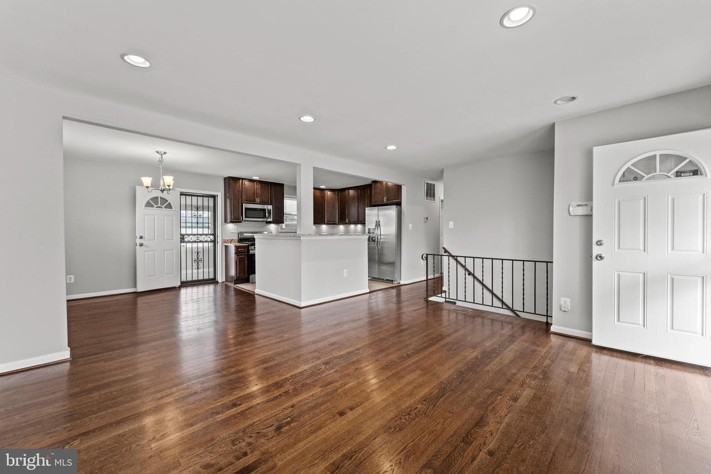 2713 Pinecreek Place photo 9