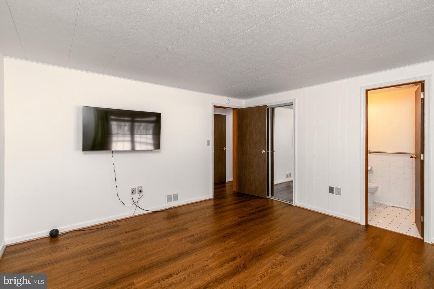 921 Palmer Road photo 17