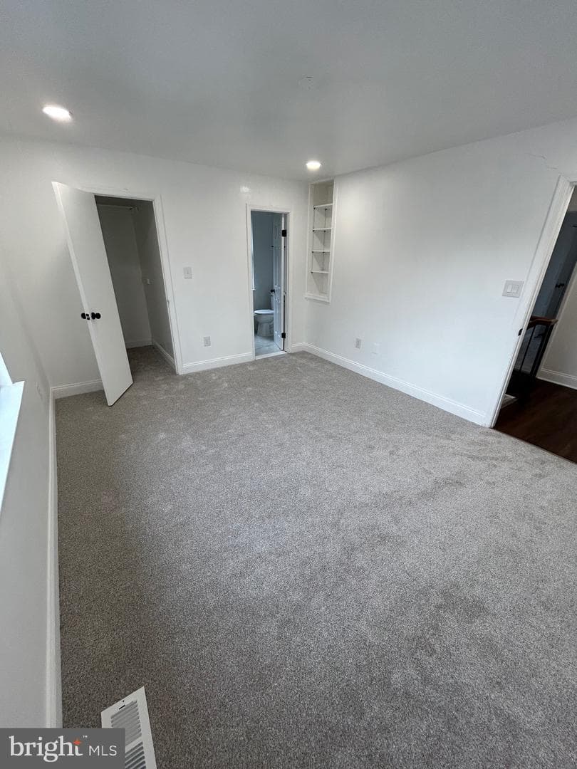 7036 Palamar Terrace photo 23