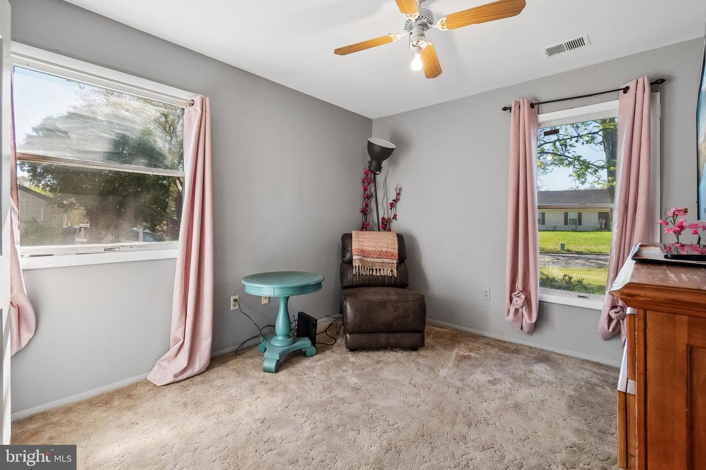 9900 New Orchard Drive photo 17