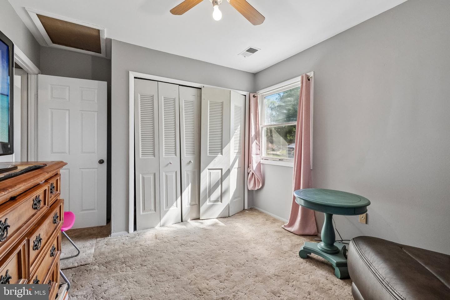 9900 New Orchard Drive photo 18