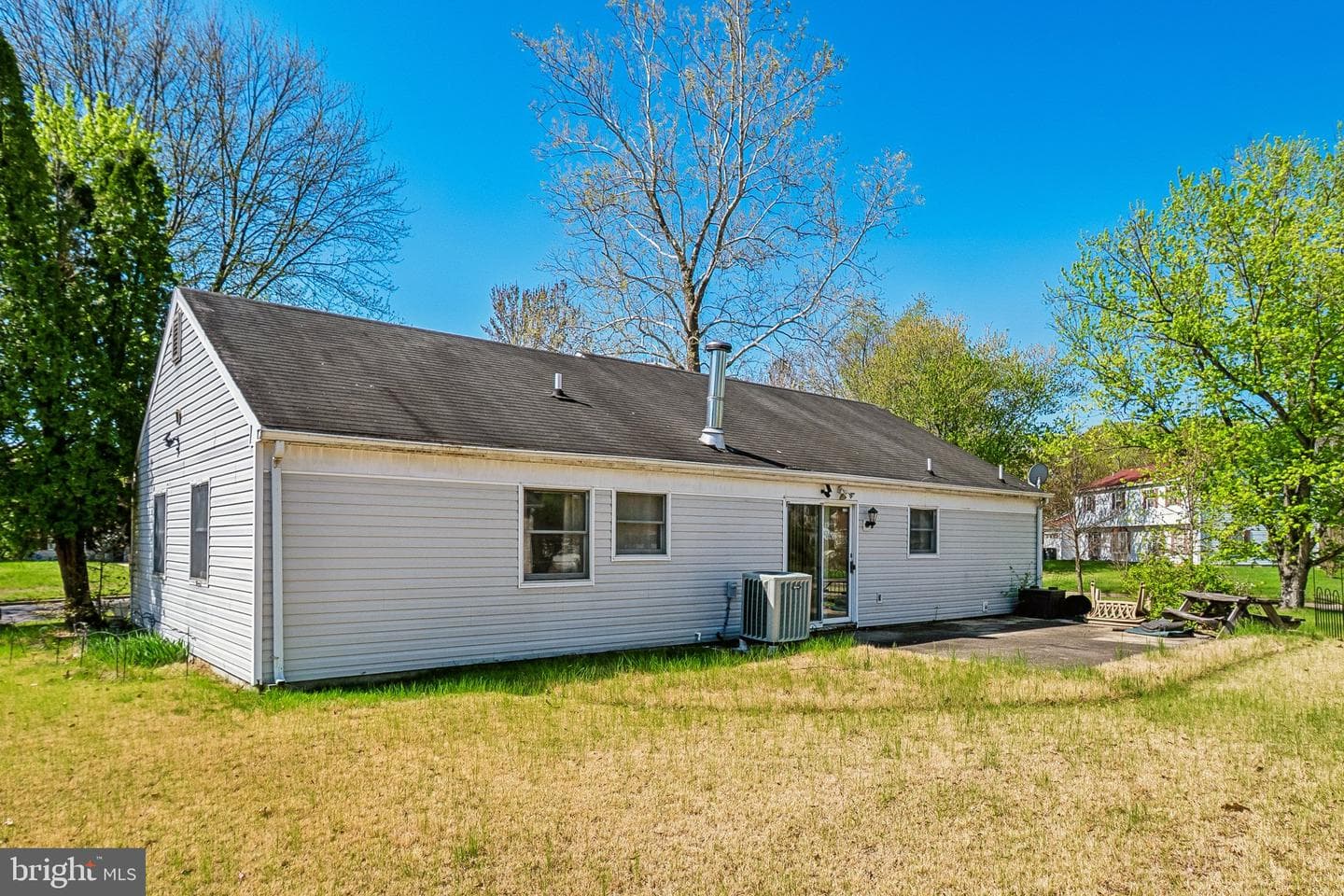 9900 New Orchard Drive photo 22
