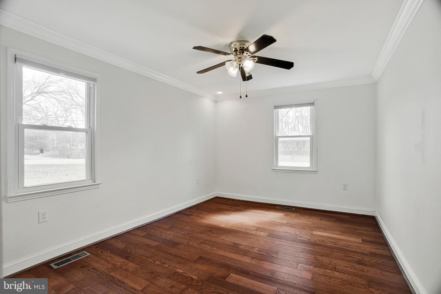 223 Manning Road E photo 28