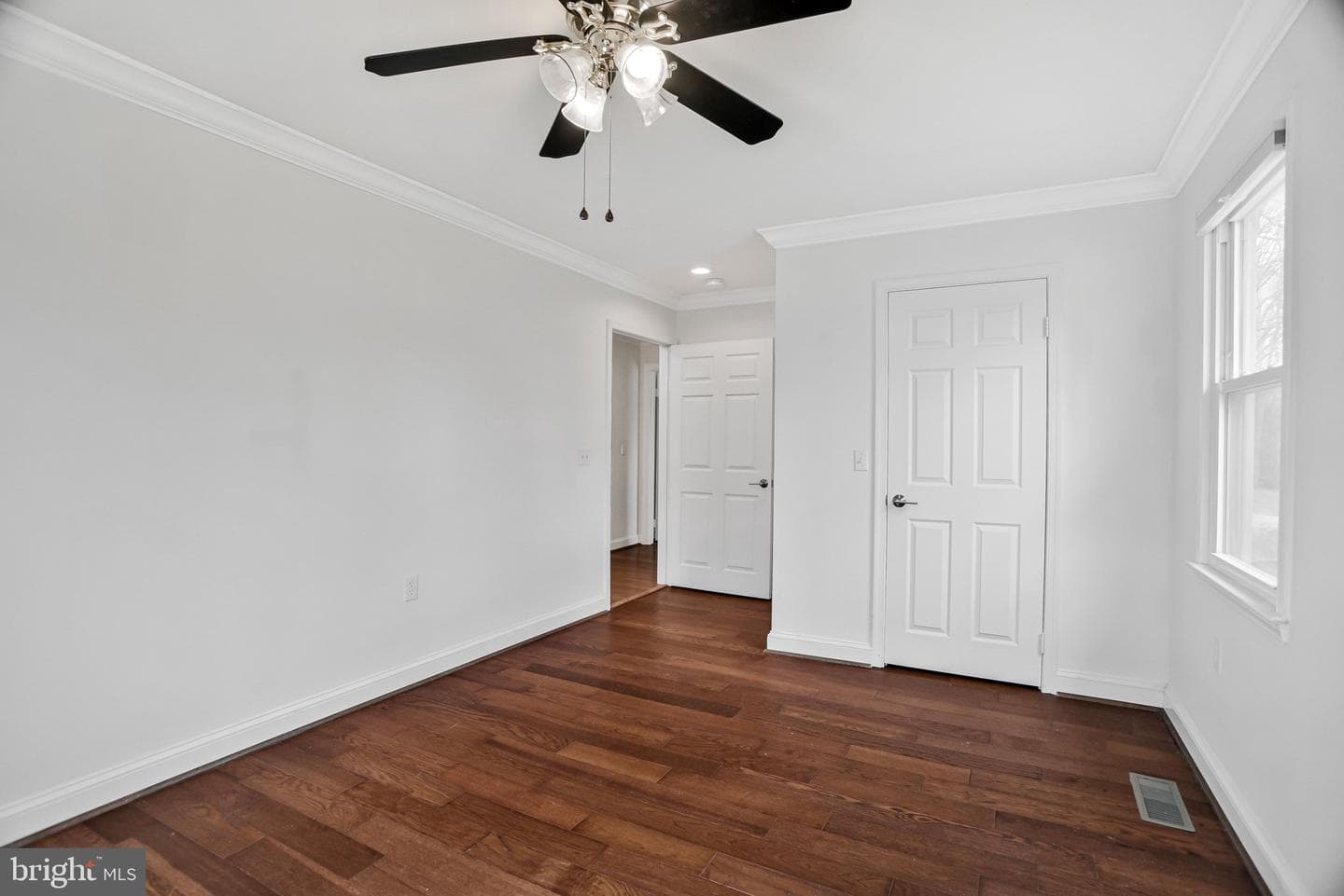 223 Manning Road E photo 29