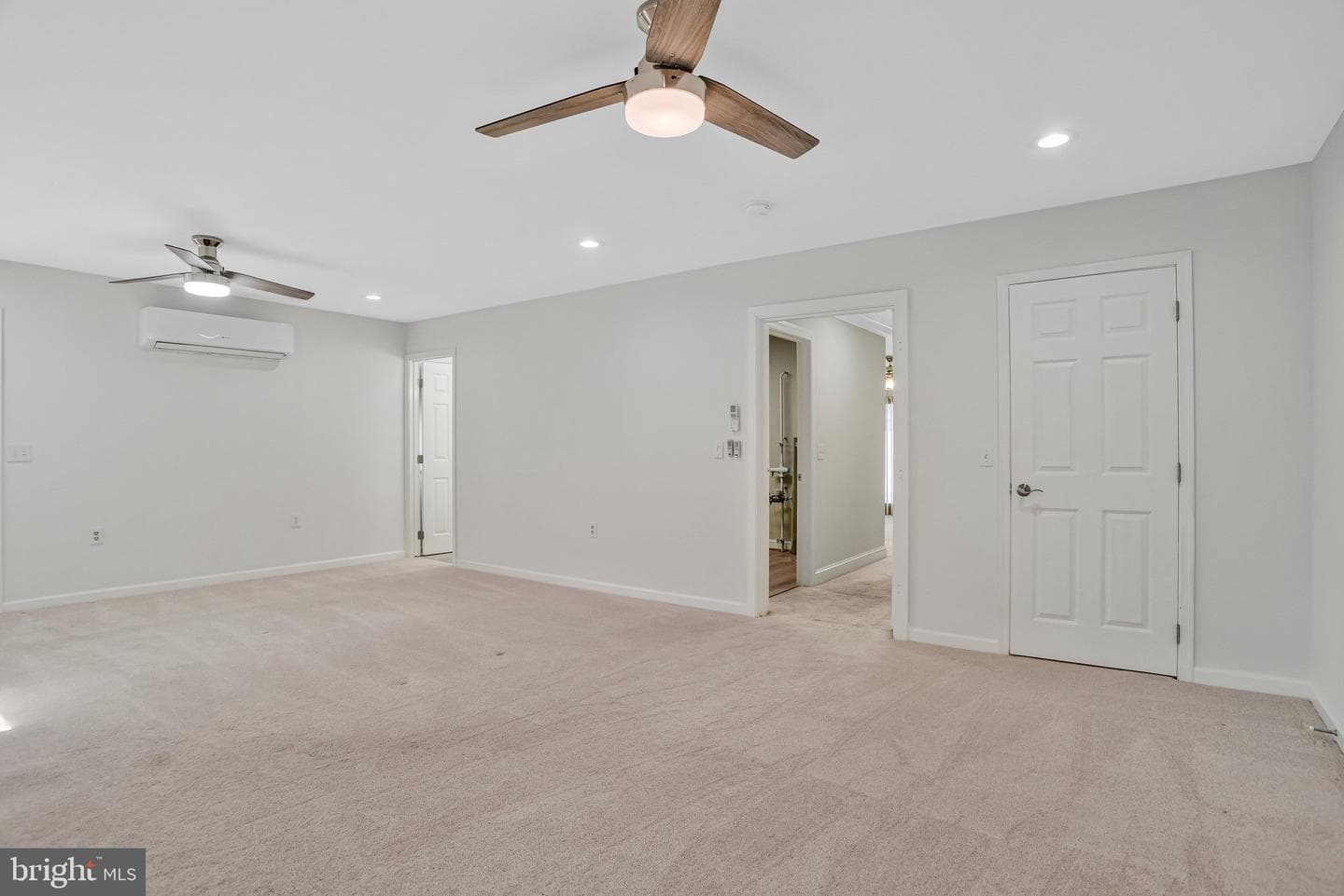 223 Manning Road E photo 34