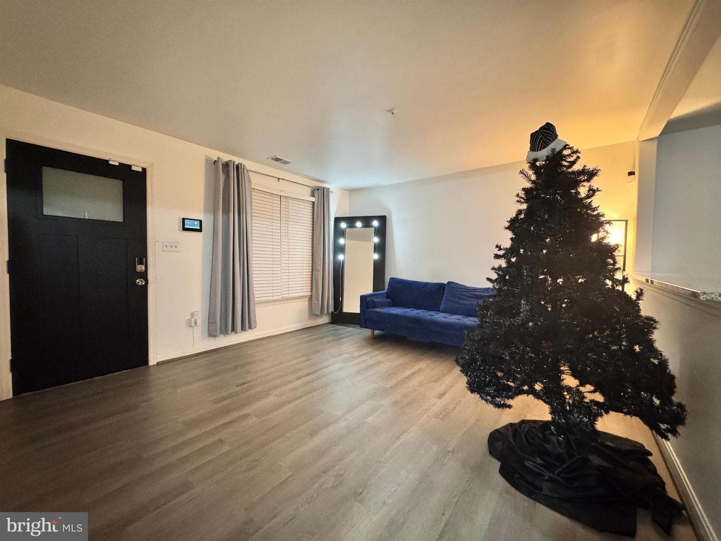 16400 Pointer Ridge Drive photo 10
