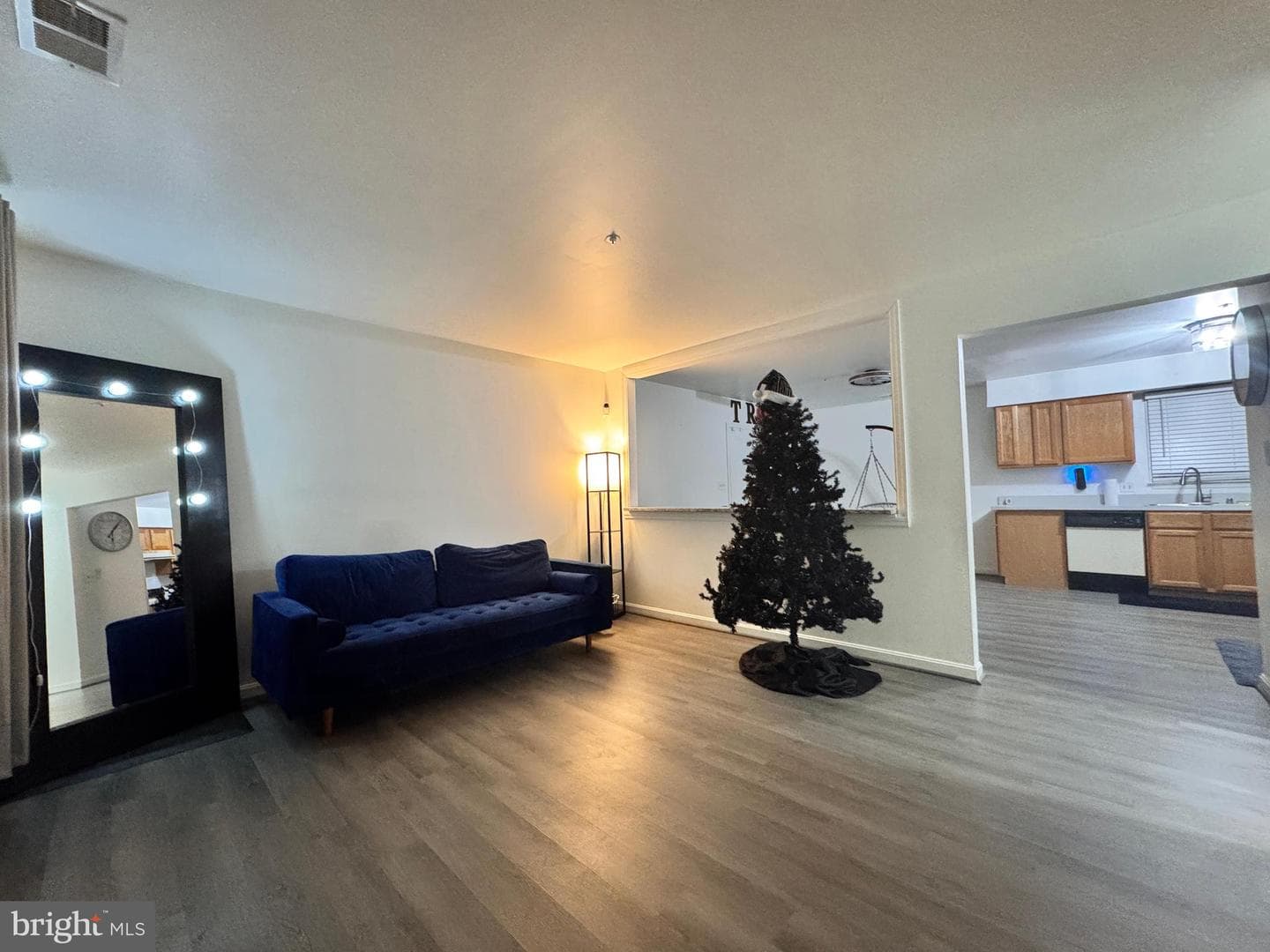 16400 Pointer Ridge Drive photo 11