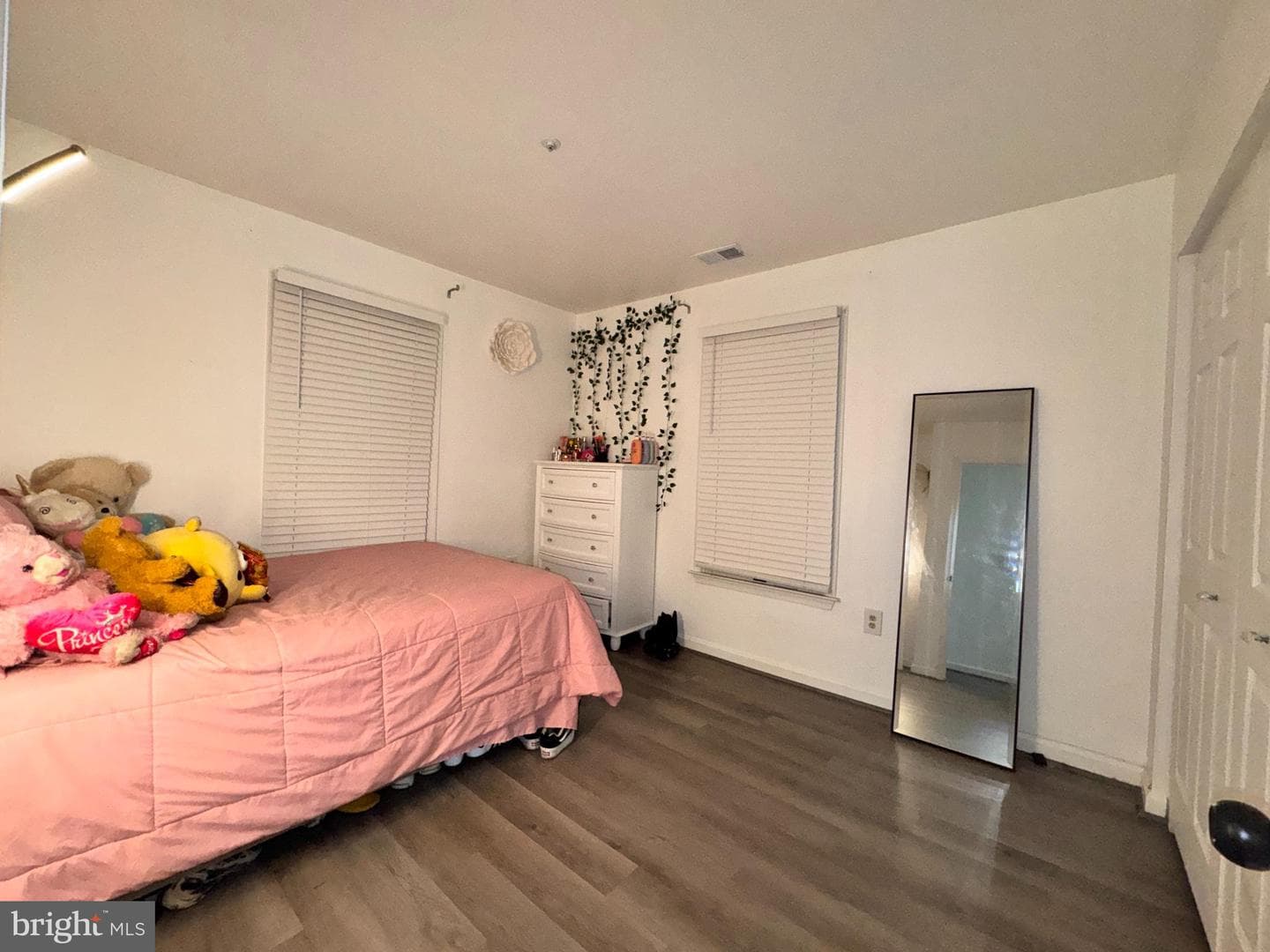 16400 Pointer Ridge Drive photo 20