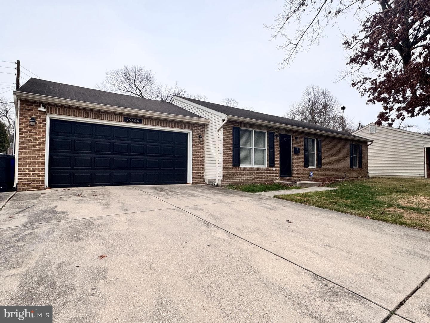 16400 Pointer Ridge Drive photo 3