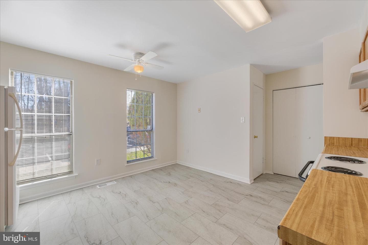 8710 Post Oak Way photo 9