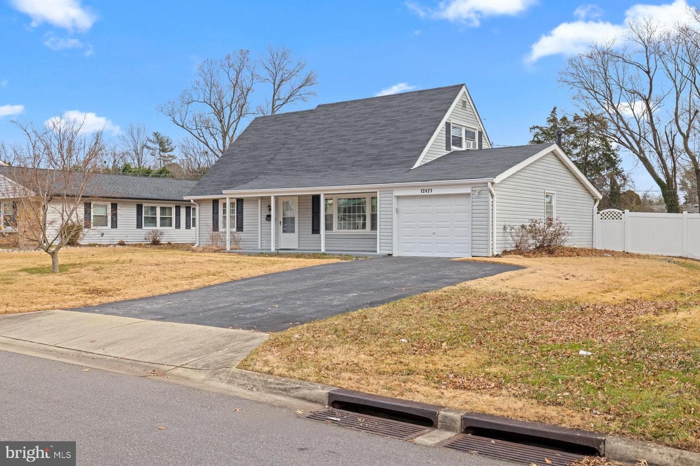 12421 Melling Lane photo 2