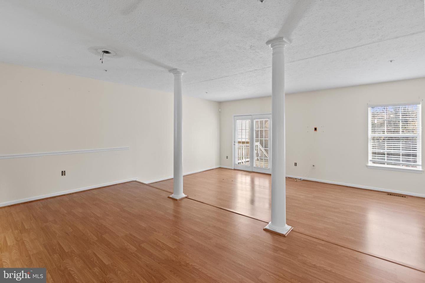 6207 Gothic Lane photo 9