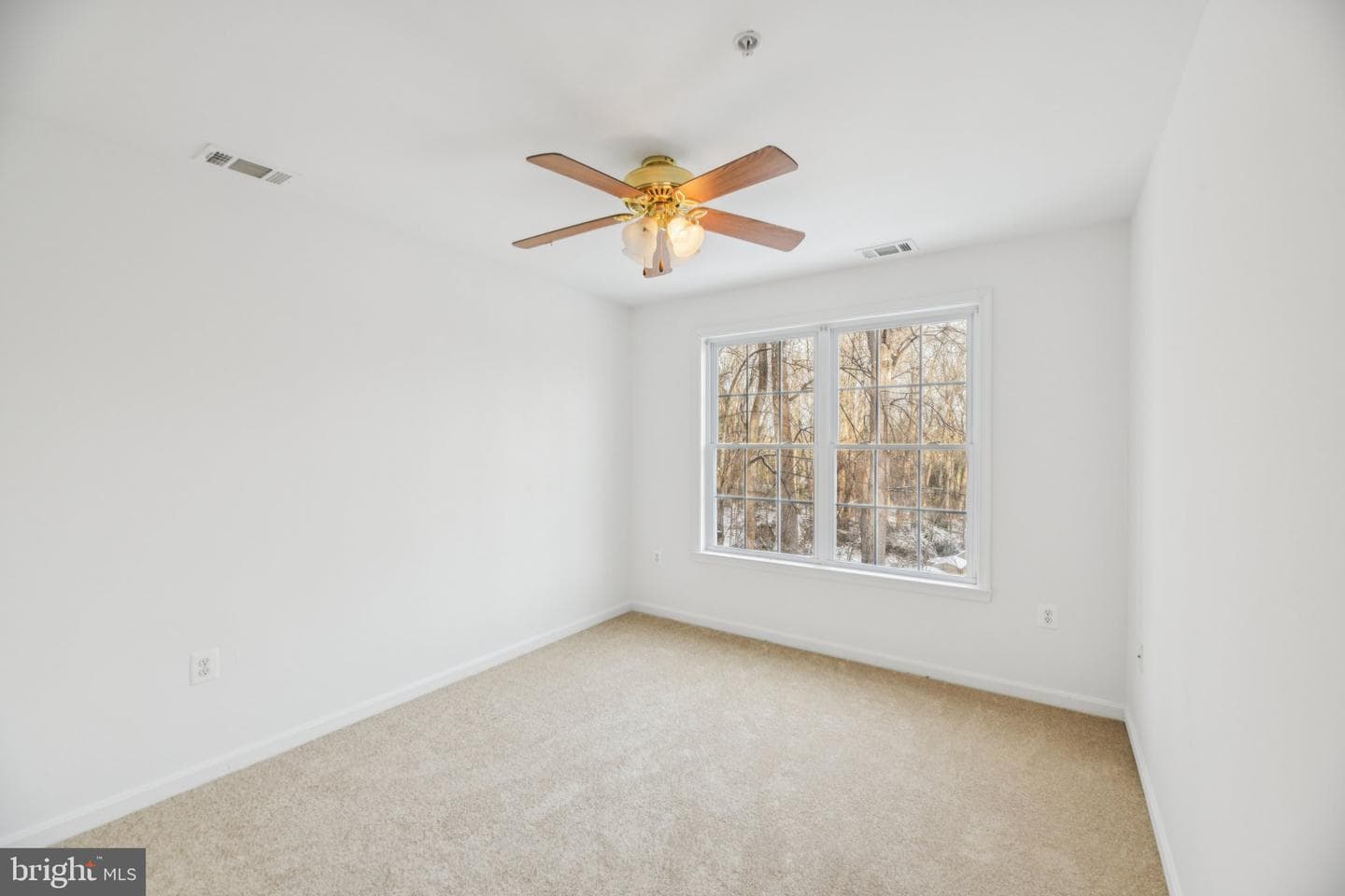 205 Captain Brendt Drive photo 18